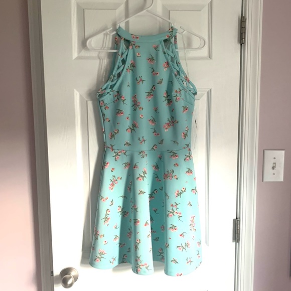 No Boundaries Dresses & Skirts - High neck stretchy teal floral dress